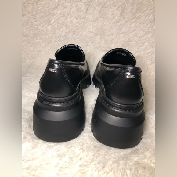 Michael Kors Black Women's Shiloh Leather Platform Loafers sizes 7.5 and 8.5 - Picture 8 of 16